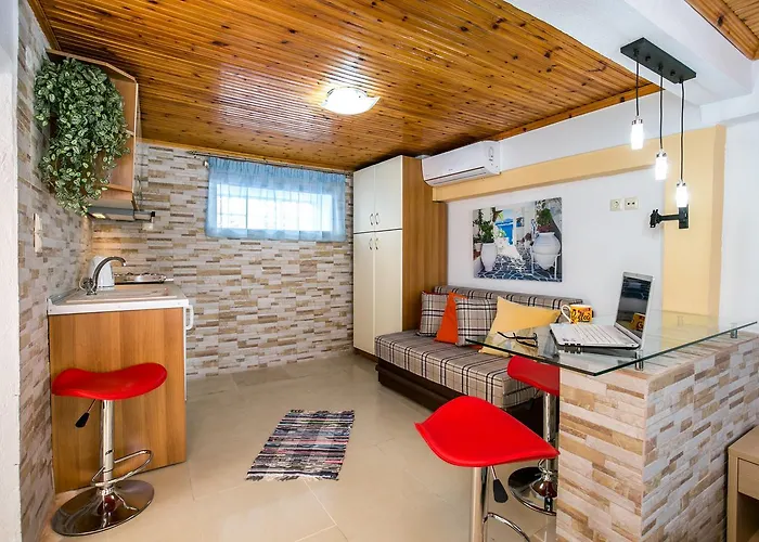 Elpis 1 公寓 利迈纳里亚